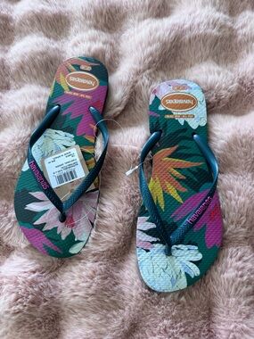 Brand New with tags Haviana Flip Flops